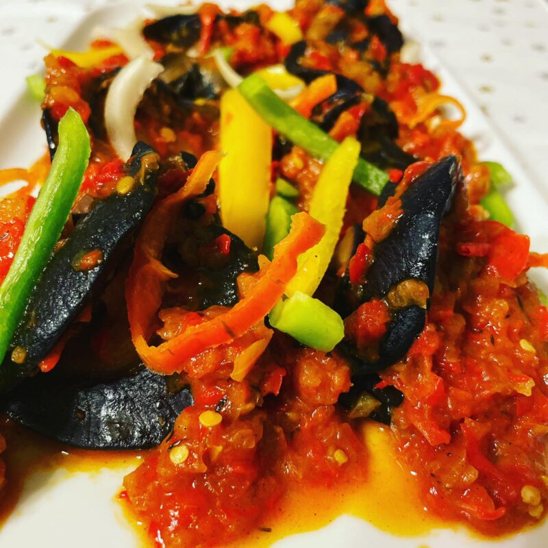 Peppered snails x serves 4 (8 pieces)